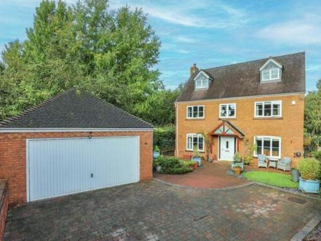 House for sale in Oldbury, West Midlands