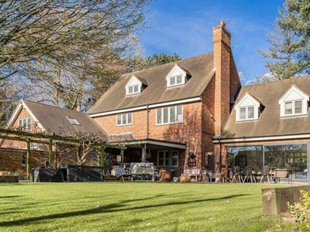 House for sale in Hertford, Colliers End