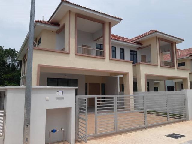Bungalow for sale in Banting, Selangor