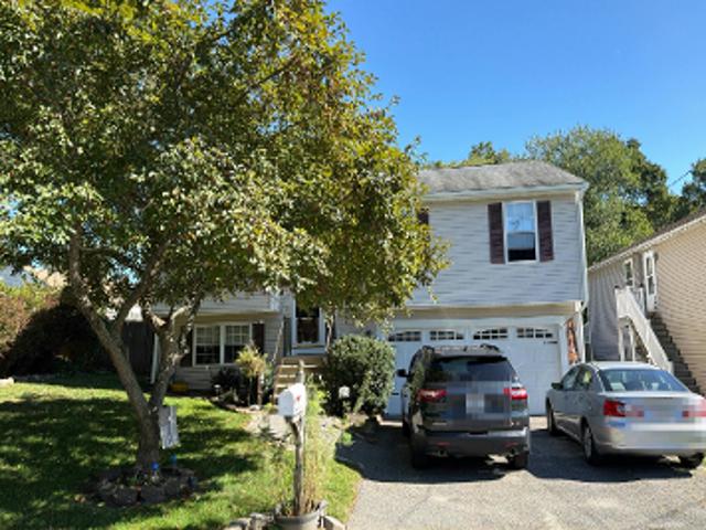 House for sale in Cumberland, Rhode Island