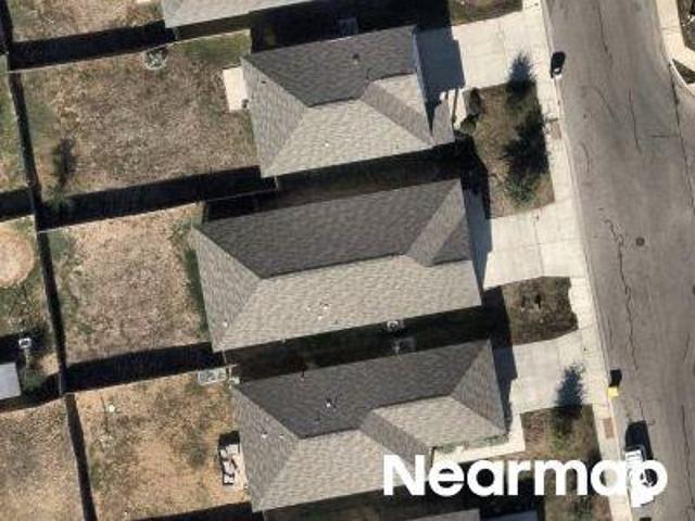 House for sale in Saint Hedwig, Texas