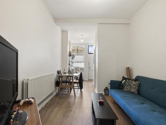 Apartment for rent in London Borough of Hackney, Greater London