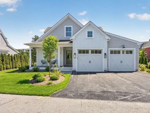House for sale in Manomet, Massachusetts