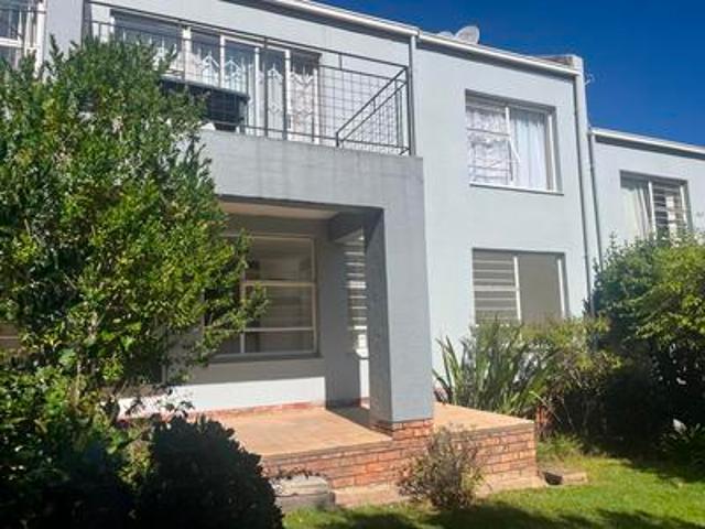 Townhouse for rent in Alexandra, Gauteng