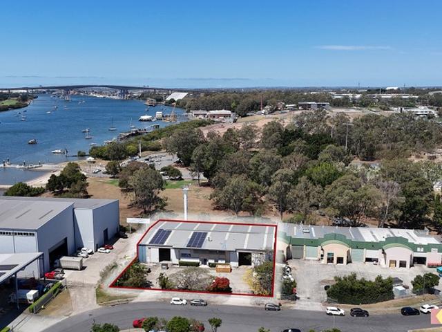 Warehouse for rent in Toombul, Queensland