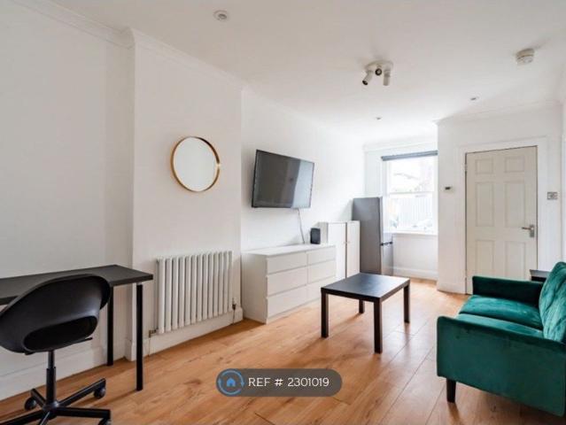 Apartment for rent in Comiston, Scotland
