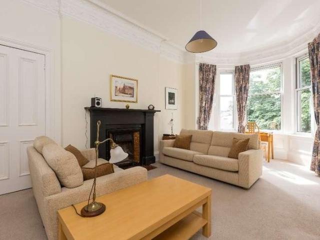 Apartment for rent in Comiston, Scotland