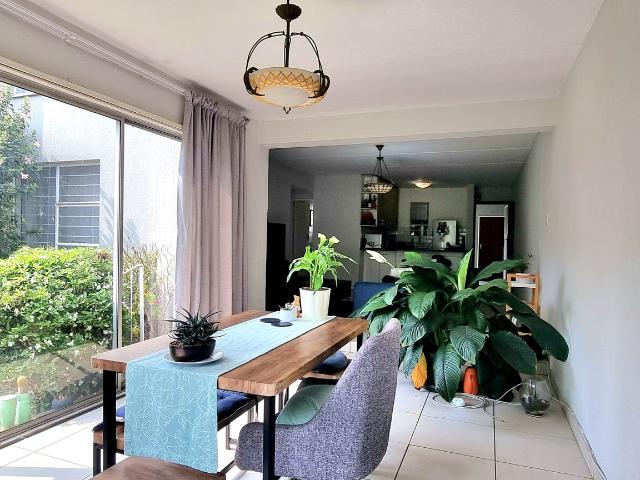 Apartment for rent in Cape Town Ward 58, Cape Town