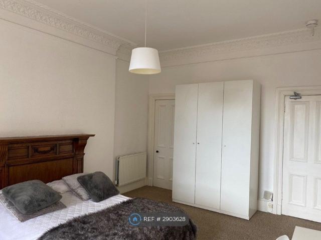 Apartment for rent in Morningside, Scotland