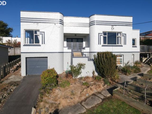House for rent in Otakou