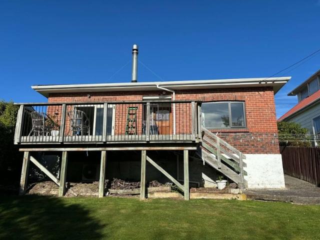 House for rent in Otakou
