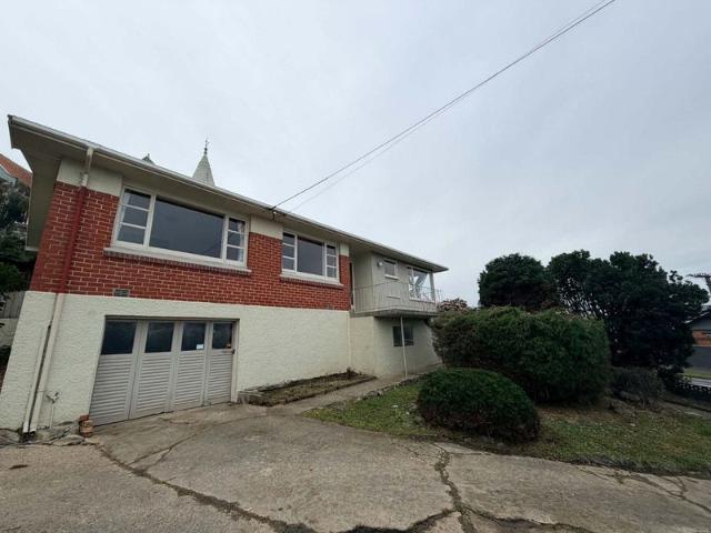 House for rent in Otakou