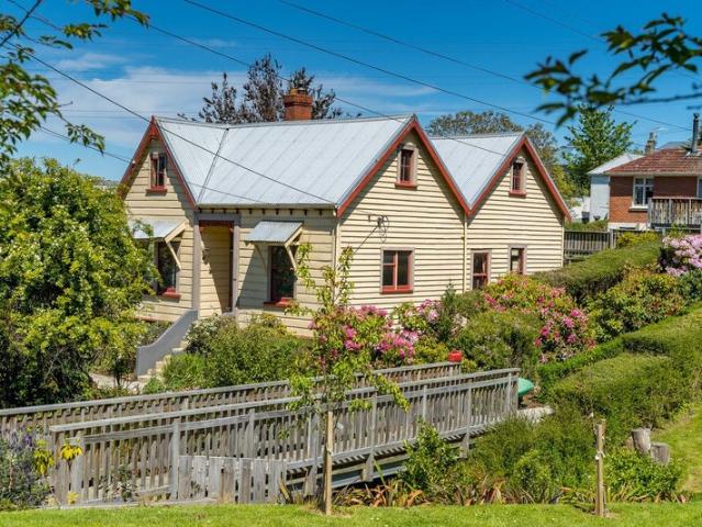 House for rent in Otakou