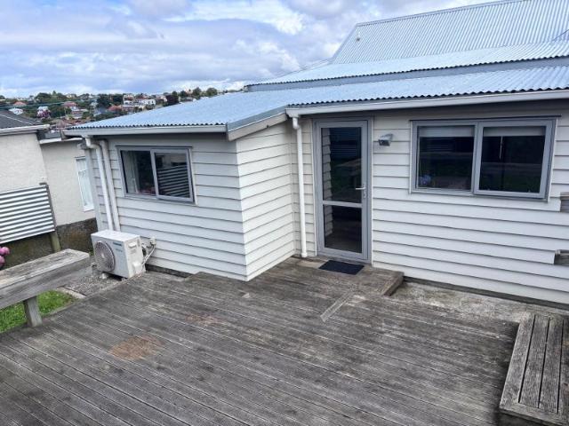 House for rent in Otakou