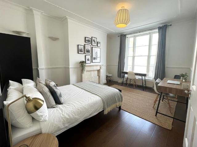 House for rent in Chalk Farm, Greater London