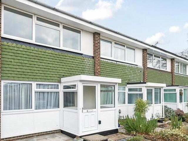 House for sale in Deepcut, Surrey