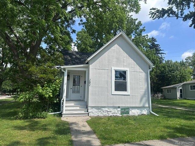 House for sale in Yale