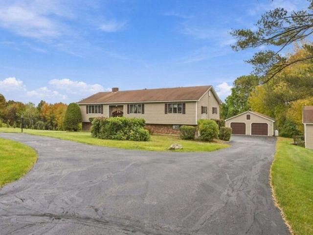 House for sale in Norway Center, Norway
