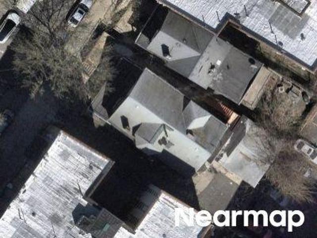 House for sale in The Bronx, Arverne