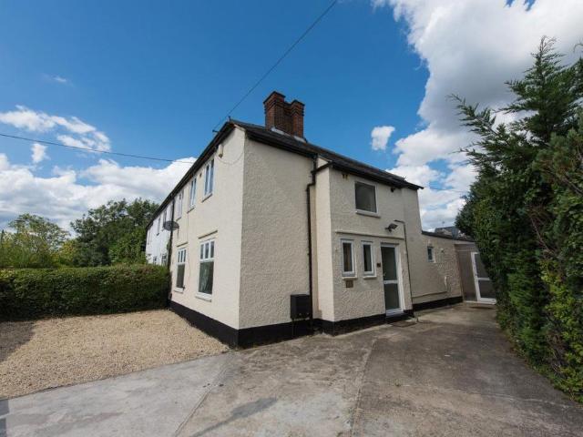 House for rent in Cowley Marsh, The Slade