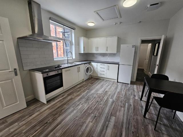 Apartment for rent in Kirkstall, West Yorkshire
