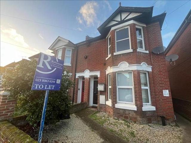 House for rent in The Polygon, City Of Southampton