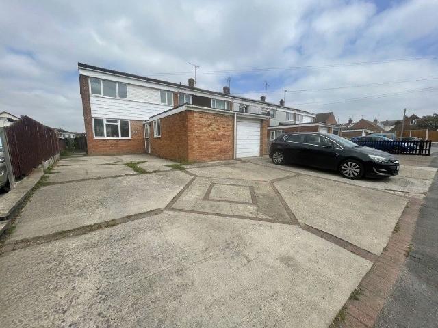 Apartment for rent in Churchward, Rodbourne