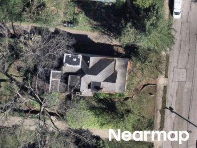 House for sale in Roselawn, Ohio