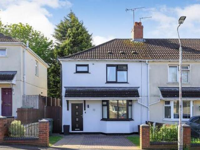 House for sale in Wednesfield, West Midlands