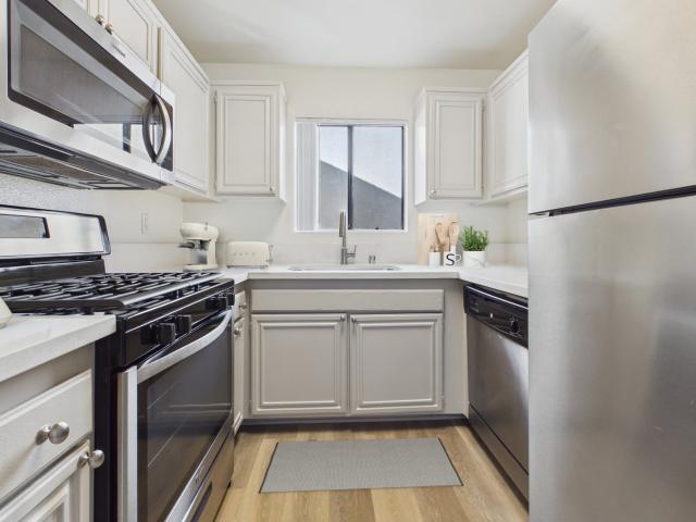 Apartment for rent in North Hollywood Neighborhood Council District, Canoga Park