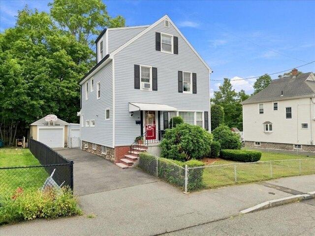 House for sale in Braintree, Massachusetts