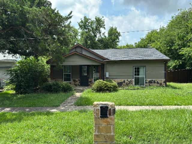 House for sale in Hunt, Texas