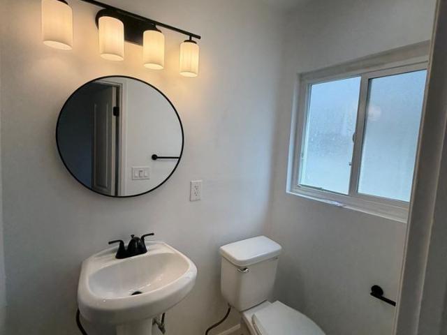 Apartment for rent in Sherman Oaks Neighborhood Council District, Canoga Park