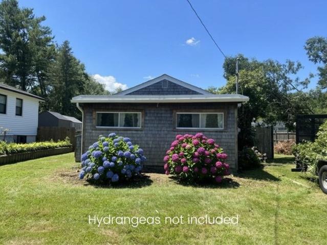 House for sale in Churchill Shores, Lakeville