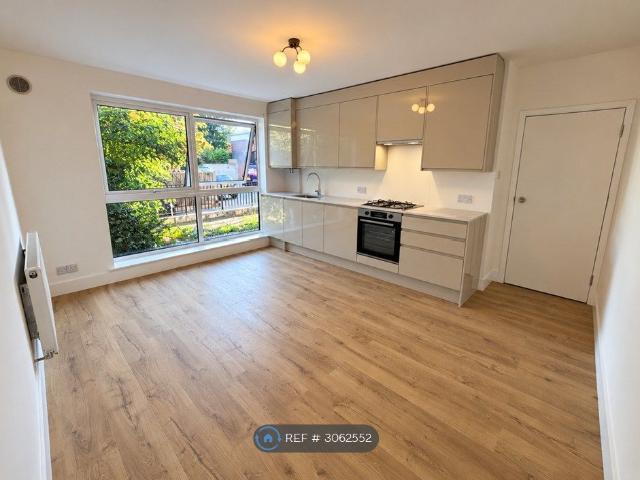 House for rent in London Borough of Brent, Greater London