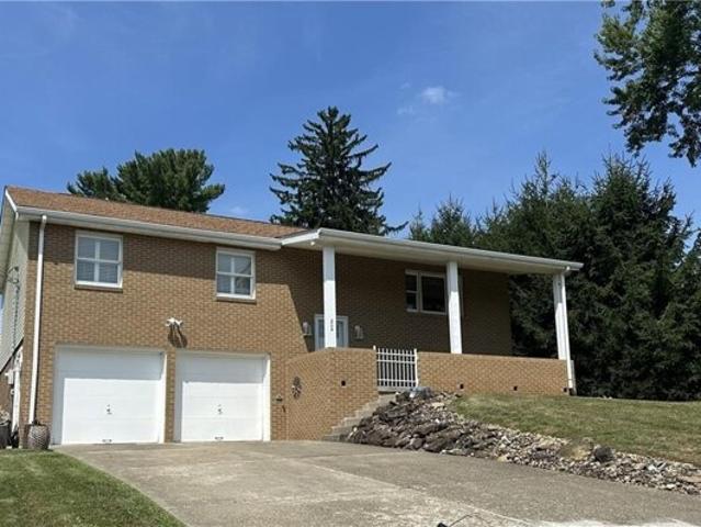 House for sale in Aliquippa