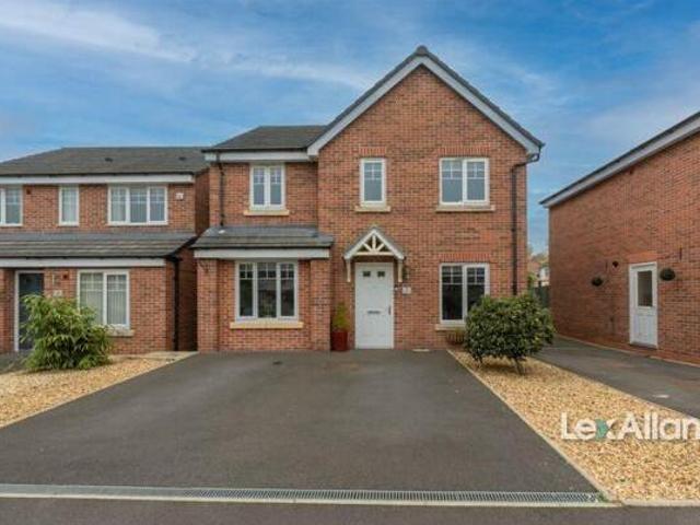 House for sale in Stourbridge, West Midlands