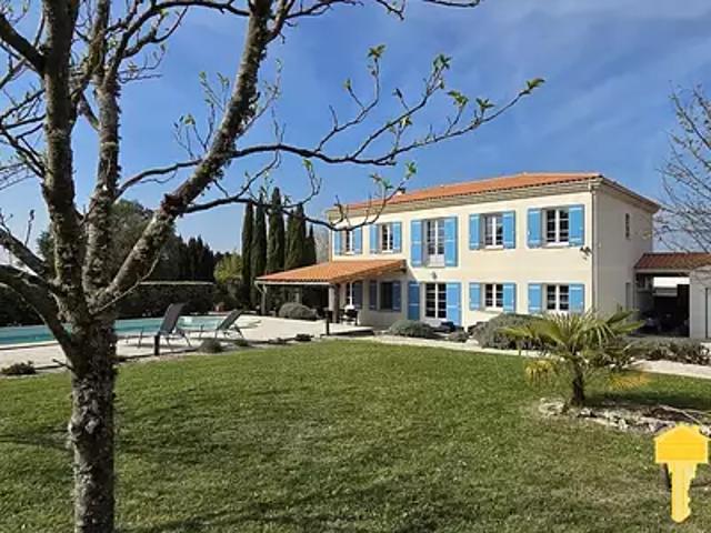 Maison vente à Saintes, Mortagne-sur-gironde
