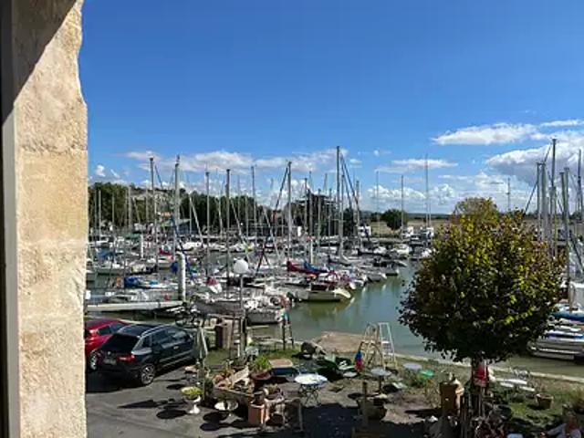 Appartement location à Saintes, Mortagne-sur-gironde