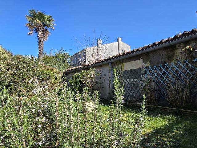 Maison vente à Saintes, Mortagne-sur-gironde