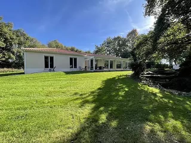 Maison vente à La Roche-sur-Yon, Mortagne-sur-sèvre