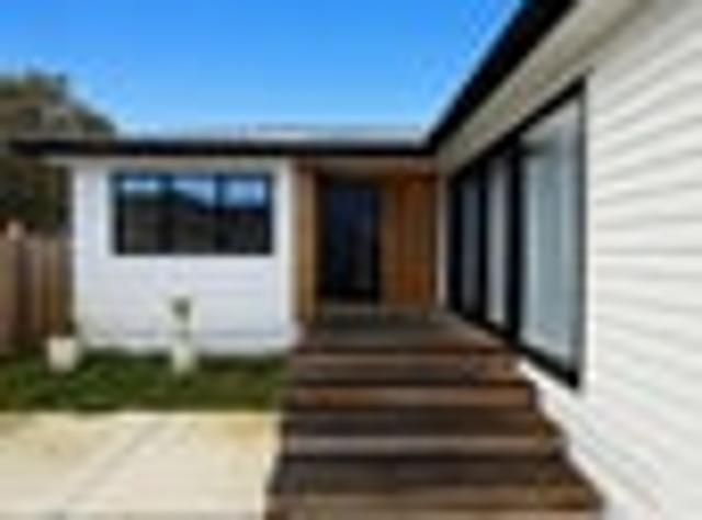 House for sale in Days Bay, Wellington