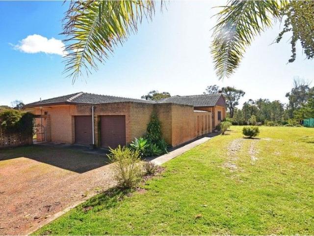 Cottage for sale in Dubbo