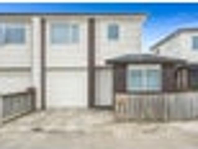 Townhouse for sale in Owhata