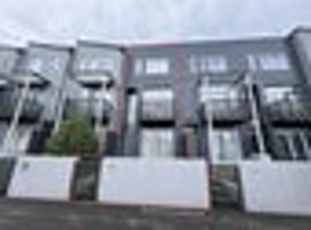 Townhouse for sale in Auckland, Oroua County