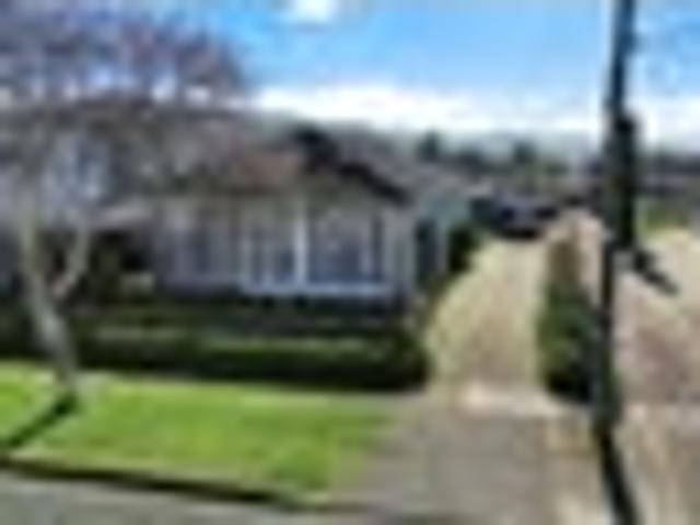 Apartment for sale in Days Bay, Wellington