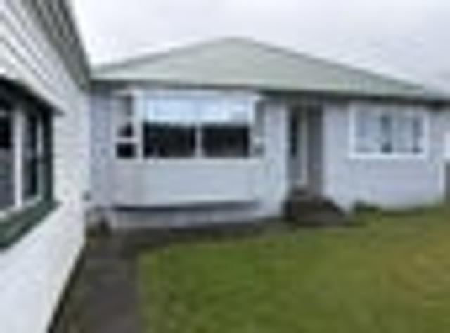 House for sale in Days Bay, Wellington