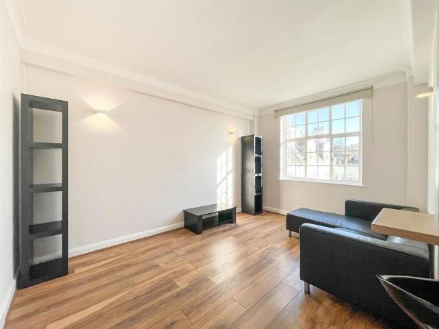 Apartment for rent in St. John's Wood, Isle Of Man