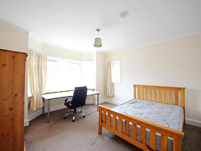 House for rent in Queens Park, Bournemouth