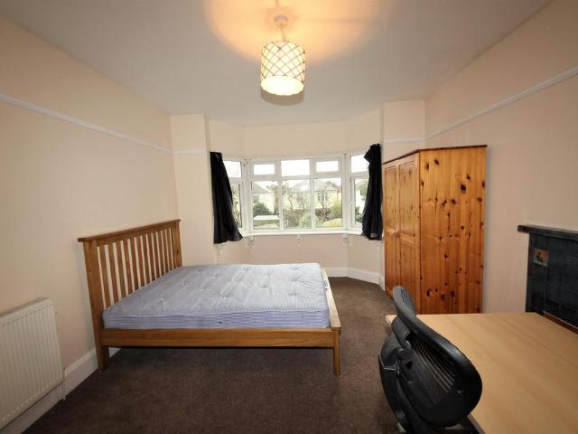 Apartment for rent in Queens Park, Bournemouth